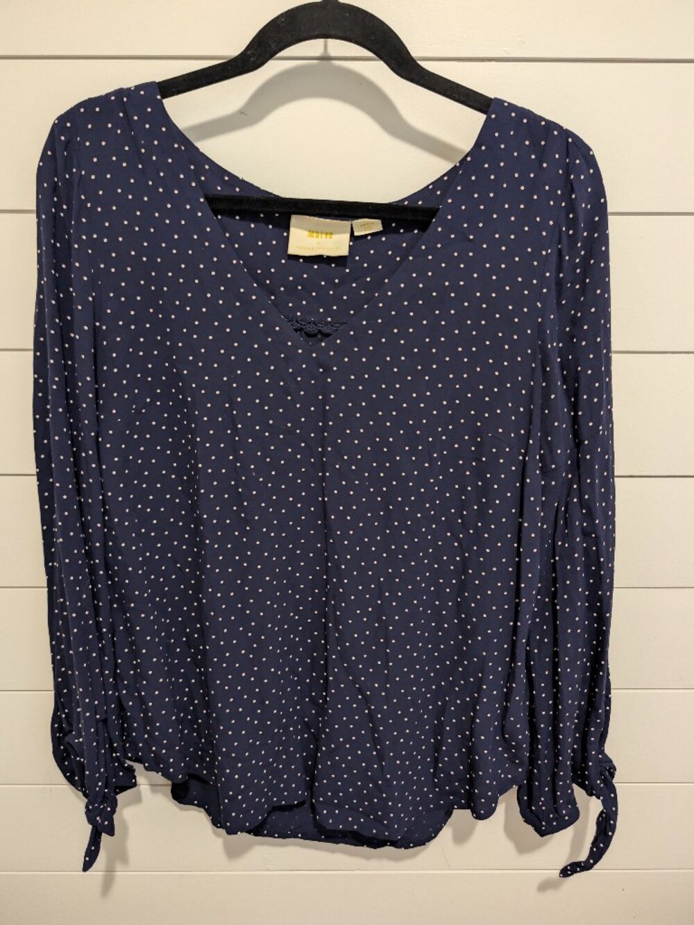 Maeve by Anthropologie navy polka dot blouse long sleeve loose flowy size small
